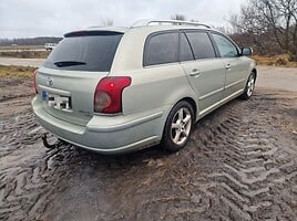 Toyota Avensis 2007 m dalys