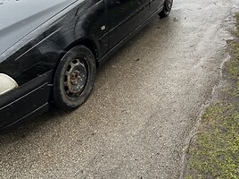 Volvo V70 1999 y parts