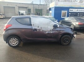 Hyundai I20 I 1.2 BENZINAS 57 KW 2010 г запчясти