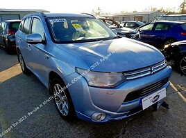 Mitsubishi Outlander 2015 m dalys