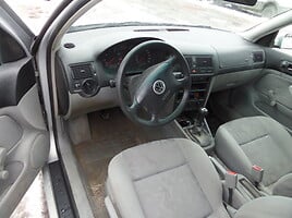 Volkswagen Golf 1999 m dalys