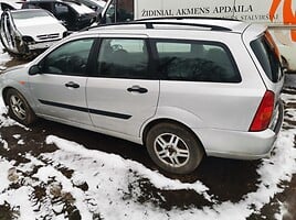 Ford Focus 2000 m dalys