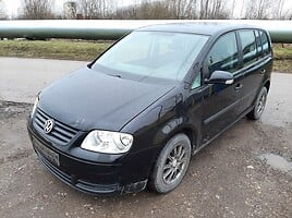 Volkswagen Touran I 2004 г запчясти