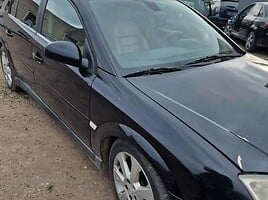 Opel Signum 2004 m dalys