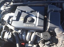 Renault Safrane 1999 г Седан