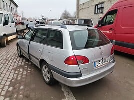 Toyota Avensis 1999 y Wagon