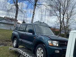 Mitsubishi Pajero 2000 г запчясти