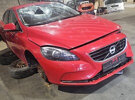 Volvo V40 2013 y parts