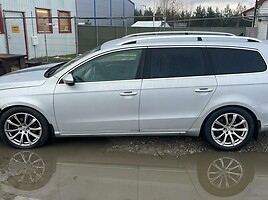 Volkswagen Passat 2012 г запчясти