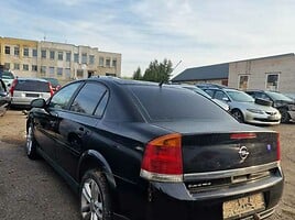 Opel 2002 m dalys