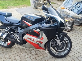 Kawasaki ZX 1999