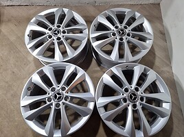 Mercedes-Benz C klasė, W205 C 300 light alloy R17 rims