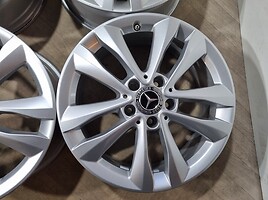 Mercedes-Benz C klasė, W205 C 300 light alloy R17 rims