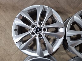 Mercedes-Benz C klasė, W205 C 300 light alloy R17 rims