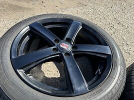 Seat Siunciam, 8J ET45 light alloy R18 rims