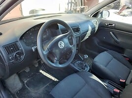 Volkswagen Golf 2000 m dalys