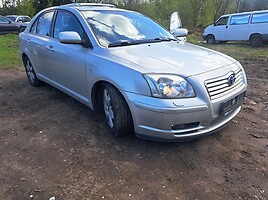 Toyota Avensis 2005 m dalys