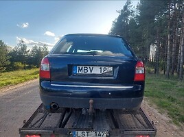 Audi A4 2003 y parts