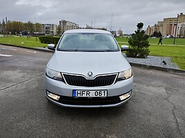 Skoda RAPID 2014 y Hatchback