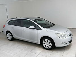 Opel Astra CDTi Universalas 2011