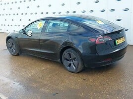 Tesla Model 3 2022 m dalys