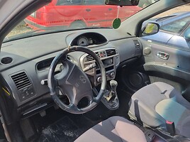 Hyundai Matrix 2003 y parts