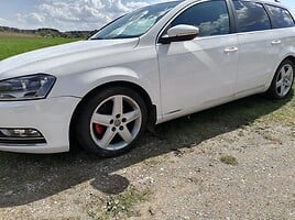 Volkswagen Passat B7 1.6 2012 y parts