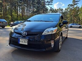 Toyota Prius 2012 г Хэтчбек