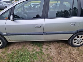 Opel Zafira A 2004 y parts