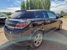 Opel Astra III 2006 y parts