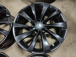 Intro Wheels Model S light alloy R19 rims