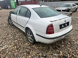 Skoda Superb 2003 г запчясти