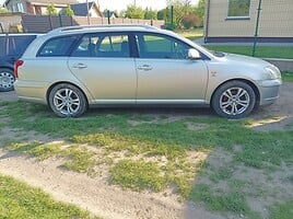 Toyota Avensis 2005 г запчясти