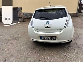 Nissan Leaf 2013 г Хэтчбек