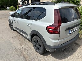 Dacia Kitas Jogger Visureigis / Krosoveris 2022