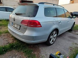 Volkswagen Passat 2012 y parts