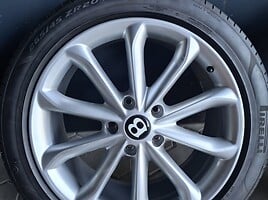 Bentley Continental Continental light alloy R20 rims