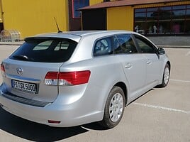 Toyota Avensis 2012 y Wagon