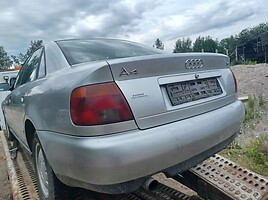 Audi A4 B5 1997 m dalys