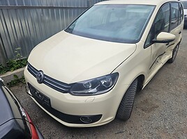 Volkswagen Touran 2015 m dalys