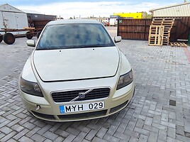 Volvo S40 2004 y parts