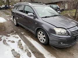 Toyota Avensis 2007 m dalys