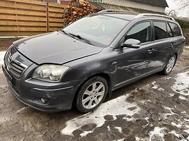 Toyota Avensis 2007 m dalys