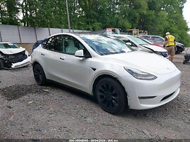 Tesla Model Y Sedanas 2022