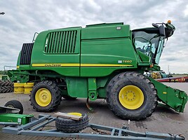 John Deere 2012 m Kombainas