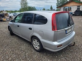 Honda Stream 2002 m dalys