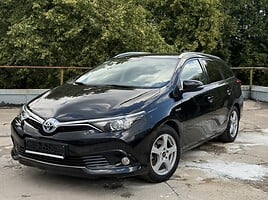 Toyota Auris Hybrid Prestige Universalas 2015