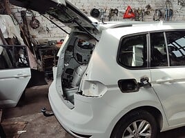 Volkswagen Touran 2016 г запчясти