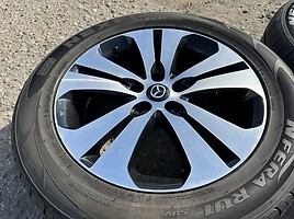 Mazda Siunciam, 7J ET40 light alloy R18 rims