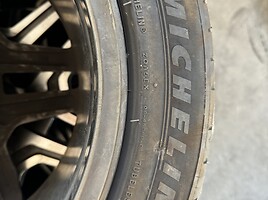 Light alloy R18 rims